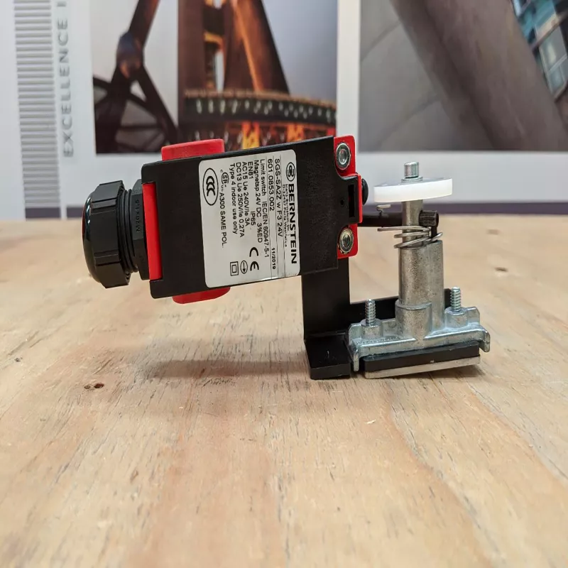 1040446A02 | EMERGENCY SLOQ. KIT W/SAFETY CONTACT H=41 ELECTRICAL RESETTABLE 24V (NC-NC) TYPE 11/L 31/L 71/R